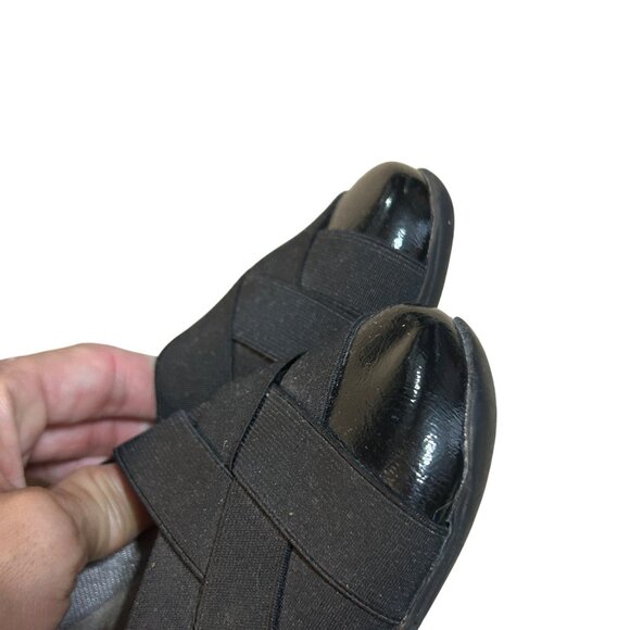 LifeStride Womens Black Patent Slip-On Flats With Elastic Straps 6 LIFE-BLACK-6 - Picture 2 of 7